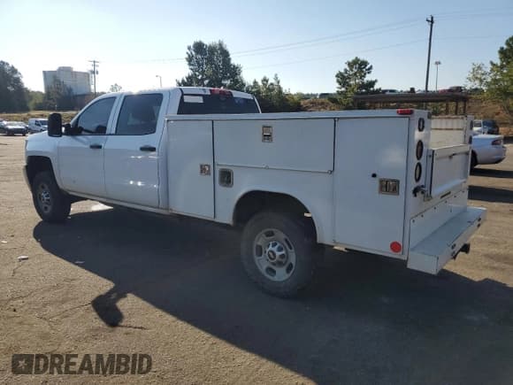 ✅ 2015 Chevrolet Silverado 2500HD • VIN: 1GB1KUE82FF176224 • Lot: 84012415. Listed on Copart with 319,764 mi. Free auction sales archive from the USA and detailed vehicle history report at DreamBid. Image 2.