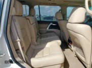 ✅ 2014 Toyota Land Cruiser • VIN: JTMHY7AJ2E4024392 • Лот: 85937895. Опубликован ранее на Copart с пробегом 158 524 миль. Бесплатный доступ к архиву аукционных продаж из США и подробный отчёт об истории автомобиля на DreamBid. Изображение 11.