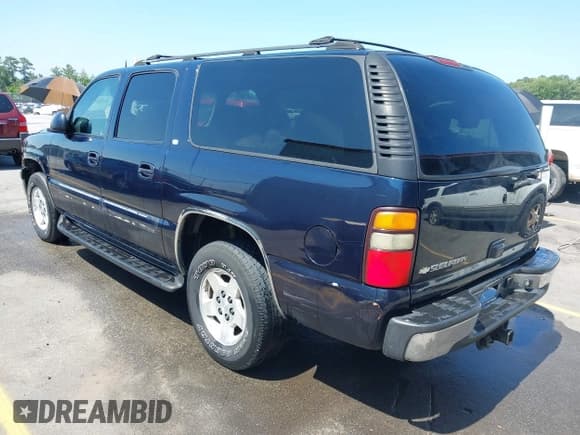 ✅ 2004 Chevrolet Suburban LS • VIN: 3GNEC16Z94G217595 • Лот: 42566525. Опубликован ранее на IAAI с пробегом 289 632 миль. Бесплатный доступ к архиву аукционных продаж из США и подробный отчёт об истории автомобиля на DreamBid. Изображение 3.
