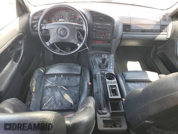 1997 BMW 3 Series M3s z VIN WBSCD9326VEE06423, wystawiony jako Copart lot #54953975 z przebiegiem 193 185 mil mil oraz Szkoda całkowita • Salvage title. Historia ofert i sprzedaży dostępna na DreamBid. Obrazek 8.