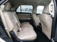 ✅ 2022 Ford Explorer XLT • VIN: 1FMSK7DH9NGA50238 • Lot: 48113795. Wystawiony na Copart z przebiegiem 70 140 mil. Bezpłatny archiwum sprzedaży aukcyjnych z USA i szczegółowy raport historii pojazdu na DreamBid. Zdjęcie 11.