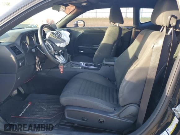 ✅ 2014 Dodge Challenger SXT Plus • VIN: 2C3CDYAG8EH293682 • Lot: 82939264. Wystawiony na Copart z przebiegiem 158 103 mil. Bezpłatny archiwum sprzedaży aukcyjnych z USA i szczegółowy raport historii pojazdu na DreamBid. Zdjęcie 7.