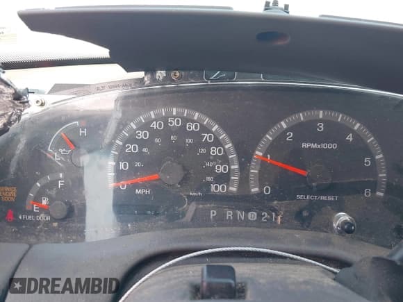 ✅ 1999 Ford F-150 XL • VIN: 2FTRX07W8XCA40584 • Lot: 42551699. Wystawiony na IAAI z przebiegiem Nie podano. Bezpłatny archiwum sprzedaży aukcyjnych z USA i szczegółowy raport historii pojazdu na DreamBid. Zdjęcie 7.