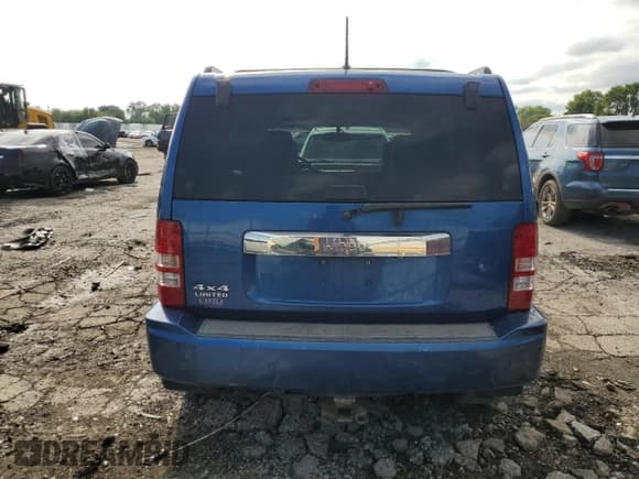 ✅ 2009 Jeep Liberty Limited • VIN: 1J8GN58K79W500131 • Lot: 70589295. Wystawiony na Copart z przebiegiem 148 074 mil. Bezpłatny archiwum sprzedaży aukcyjnych z USA i szczegółowy raport historii pojazdu na DreamBid. Zdjęcie 6.