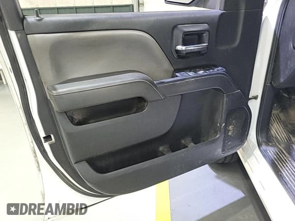 ✅ 2015 Chevrolet Silverado 2500HD Work Truck • VIN: 1GC2CUEG8FZ123188 • Лот: 43876615. Опубликован ранее на IAAI с пробегом 200 485 миль. Бесплатный доступ к архиву аукционных продаж из США и подробный отчёт об истории автомобиля на DreamBid. Изображение 6.