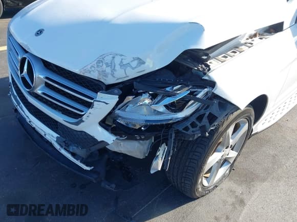 ✅ 2018 Mercedes-Benz GLE 350 • VIN: 4JGDA5JB4JB136323 • Lot: 43350205. Wystawiony na IAAI z przebiegiem 115 286 mil. Bezpłatny archiwum sprzedaży aukcyjnych z USA i szczegółowy raport historii pojazdu na DreamBid. Zdjęcie 6.