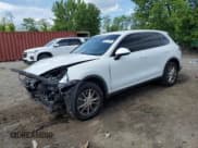 ✅ 2017 Porsche Cayenne • VIN: WP1AA2A20HKA90133 • Lot: 56017185. Listed on Copart with 90,815 mi. Free auction sales archive from the USA and detailed vehicle history report at DreamBid. Image 1.