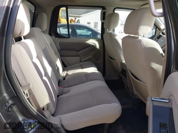 ✅ 2007 Ford Explorer Sport Trac XLT • VIN: 1FMEU51K97UB11930 • Lot: 43853913. Wystawiony na IAAI z przebiegiem 159 310 mil. Bezpłatny archiwum sprzedaży aukcyjnych z USA i szczegółowy raport historii pojazdu na DreamBid. Zdjęcie 8.