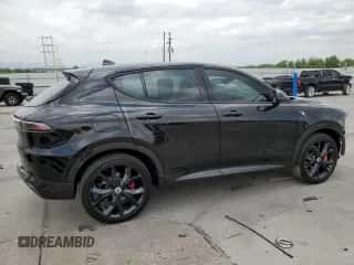 2024 Dodge Hornet R/T z VIN ZACPDFCW9R3A35429, wystawiony jako Copart lot #62019975 z przebiegiem 11 111 mil mil oraz Szkoda całkowita • Salvage title. Historia ofert i sprzedaży dostępna na DreamBid. Obrazek 3.