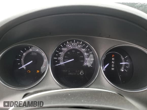 ✅ 2010 Lincoln MKZ • VIN: 3LNHL2GC6AR657761 • Lot: 84990115. Listed on Copart with 246,079 mi. Free auction sales archive from the USA and detailed vehicle history report at DreamBid. Image 9.