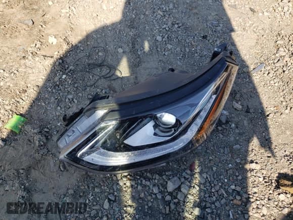 ✅ 2017 Chevrolet Bolt EV LT • VIN: 1G1FW6S0XH4164670 • Lot: 74600894. Wystawiony na Copart z przebiegiem 102 975 mil. Bezpłatny archiwum sprzedaży aukcyjnych z USA i szczegółowy raport historii pojazdu na DreamBid. Zdjęcie 13.