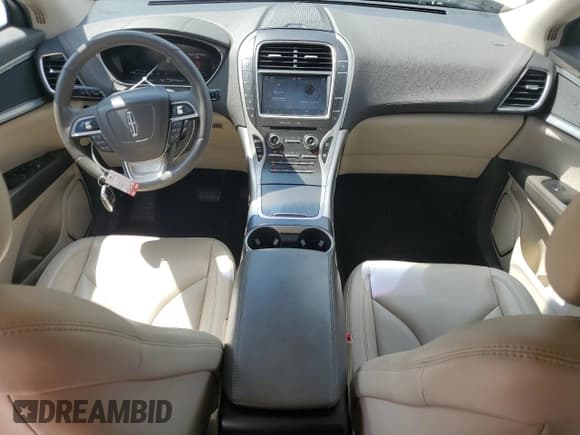 ✅ 2019 Lincoln Nautilus Standard • VIN: 2LMPJ6J95KBL46705 • Lot: 69408174. Listed on Copart with 73,322 mi. Free auction sales archive from the USA and detailed vehicle history report at DreamBid. Image 8.