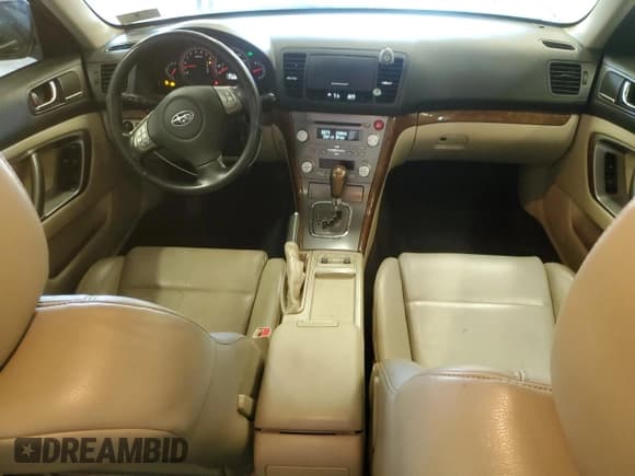 ✅ 2009 Subaru Legacy Limited • VIN: 4S3BL626897211679 • Лот: 67073775. Опубликован ранее на Copart с пробегом 118 481 миль. Бесплатный доступ к архиву аукционных продаж из США и подробный отчёт об истории автомобиля на DreamBid. Изображение 8.