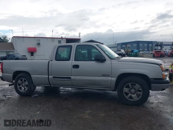 ✅ 2005 Chevrolet Silverado 1500 LT • VIN: 1GCEC19T85Z341844 • Лот: 43183407. Опубликован ранее на IAAI с пробегом 209 201 миль. Бесплатный доступ к архиву аукционных продаж из США и подробный отчёт об истории автомобиля на DreamBid. Изображение 13.