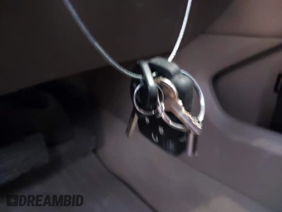 ✅ 2017 Chevrolet Suburban LS • VIN: 1GNSCGKC0HR328355 • Lot: 41039618. Listed on IAAI with 76,028 mi. Free auction sales archive from the USA and detailed vehicle history report at DreamBid. Image 11.