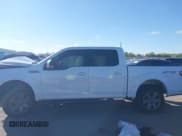 ✅ 2018 Ford F-150 XLT • VIN: 1FTEW1E58JKD98076 • Lot: 43530343. Wystawiony na IAAI z przebiegiem 144 238 mil. Bezpłatny archiwum sprzedaży aukcyjnych z USA i szczegółowy raport historii pojazdu na DreamBid. Zdjęcie 14.