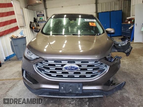 ✅ 2019 Ford Edge SEL • VIN: 2FMPK4J92KBB58902 • Lot: 82380855. Wystawiony na Copart z przebiegiem 144 286 mil. Bezpłatny archiwum sprzedaży aukcyjnych z USA i szczegółowy raport historii pojazdu na DreamBid. Zdjęcie 5.