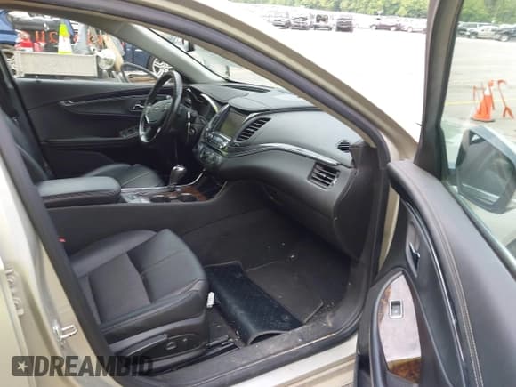 ✅ 2015 Chevrolet Impala LT • VIN: 2G1125S32F9273368 • Lot: 42392110. Listed on IAAI with 161,939 mi. Free auction sales archive from the USA and detailed vehicle history report at DreamBid. Image 5.