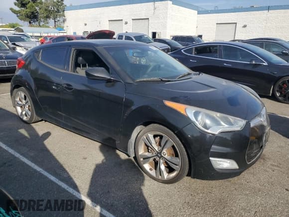 ✅ 2012 Hyundai Veloster w/Red Int • VIN: KMHTC6AD2CU055048 • Lot: 91519555. Wystawiony na Copart z przebiegiem 131 301 mil. Bezpłatny archiwum sprzedaży aukcyjnych z USA i szczegółowy raport historii pojazdu na DreamBid. Zdjęcie 4.