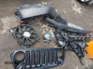 ✅ 2022 Jeep Wrangler Unlimited Willys Sport • VIN: 1C4HJXDM8NW135415 • Lot: 42625492. Wystawiony na IAAI z przebiegiem 84 780 mil. Bezpłatny archiwum sprzedaży aukcyjnych z USA i szczegółowy raport historii pojazdu na DreamBid. Zdjęcie 12.