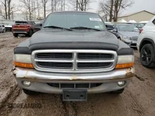 ✅ 1999 Dodge Dakota SLT • VIN: 1B7GG22X4XS309050 • Lot: 82030864. Wystawiony na Copart z przebiegiem 141 396 mil. Bezpłatny archiwum sprzedaży aukcyjnych z USA i szczegółowy raport historii pojazdu na DreamBid. Zdjęcie 5.