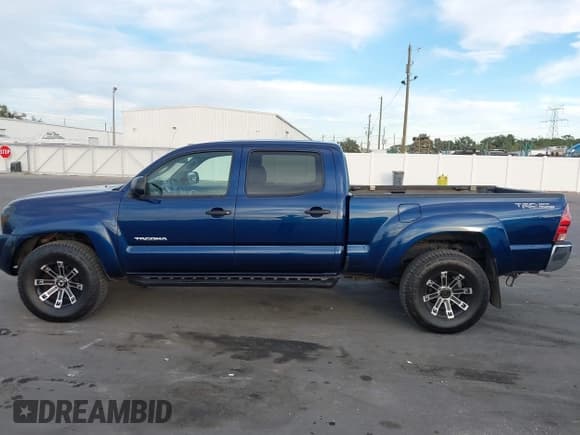 ✅ 2008 Toyota Tacoma • VIN: 5TEMU52N28Z470151 • Lot: 43813254. Wystawiony na IAAI z przebiegiem 138 181 mil. Bezpłatny archiwum sprzedaży aukcyjnych z USA i szczegółowy raport historii pojazdu na DreamBid. Zdjęcie 14.