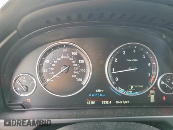 ✅ 2017 BMW X5 xDrive35i • VIN: 5UXKR0C35H0V78142 • Lot: 96129585. Listed on Copart with 43,161 mi. Free auction sales archive from the USA and detailed vehicle history report at DreamBid. Image 9.