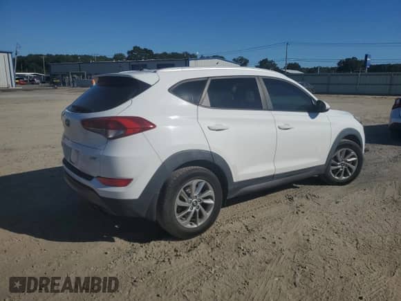 2016 Hyundai Tucson Sport with VIN KM8J33A26GU242125, listed as a Copart auction lot 82364965 with 101,227 mi miles and Clean title. Bid and sale history available at DreamBid. Image 3.