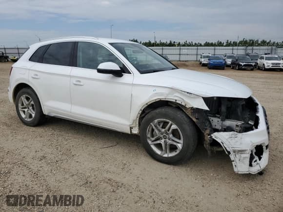 ✅ 2023 Audi Q5 Premium • VIN: WA1ABAFY8P2153381 • Lot: 62631785. Wystawiony na Copart z przebiegiem 52 111 mil. Bezpłatny archiwum sprzedaży aukcyjnych z USA i szczegółowy raport historii pojazdu na DreamBid. Zdjęcie 4.