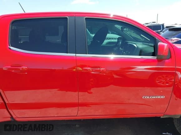 ✅ 2019 Chevrolet Colorado 2WD LT • VIN: 1GCGSCEA3K1255685 • Lot: 42813645. Listed on IAAI with 93,077 mi. Free auction sales archive from the USA and detailed vehicle history report at DreamBid. Image 13.