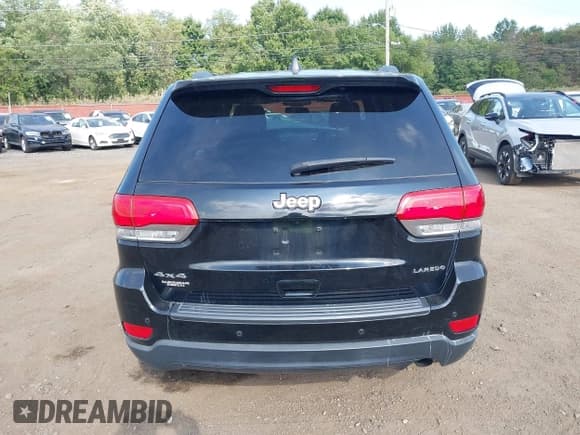✅ 2019 Jeep Grand Cherokee Laredo E • VIN: 1C4RJFAG2KC853794 • Lot: 43286547. Wystawiony na IAAI z przebiegiem 86 445 mil. Bezpłatny archiwum sprzedaży aukcyjnych z USA i szczegółowy raport historii pojazdu na DreamBid. Zdjęcie 16.