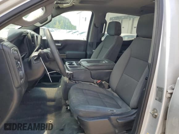 ✅ 2019 Chevrolet Silverado 1500 LT • VIN: 1GCPWCEK4KZ252471 • Lot: 67299875. Wystawiony na Copart z przebiegiem 109 408 mil. Bezpłatny archiwum sprzedaży aukcyjnych z USA i szczegółowy raport historii pojazdu na DreamBid. Zdjęcie 7.