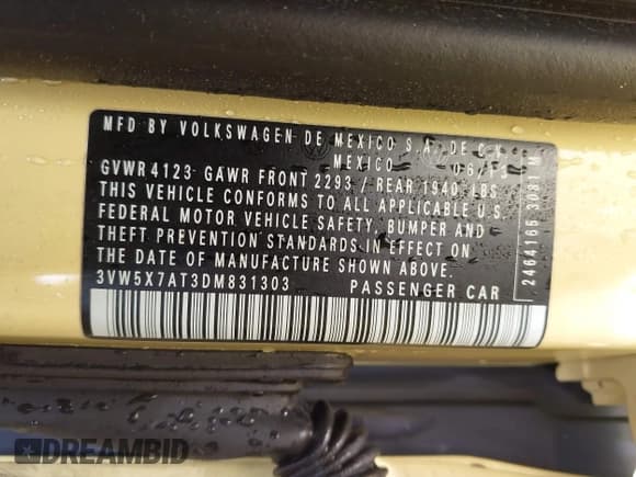 ✅ 2013 Volkswagen Beetle 2.5L • VIN: 3VW5X7AT3DM831303 • Лот: 42680530. Опубликован ранее на IAAI с пробегом 100 041 миль. Бесплатный доступ к архиву аукционных продаж из США и подробный отчёт об истории автомобиля на DreamBid. Изображение 9.
