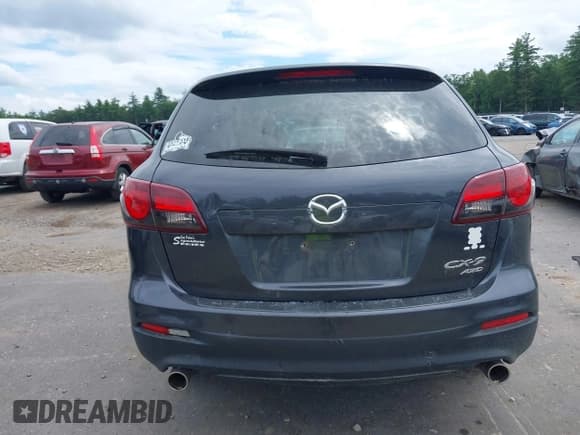 ✅ 2013 Mazda CX-9 Sport • VIN: JM3TB3BV3D0409950 • Lot: 42663624. Listed on IAAI with 170,989 mi. Free auction sales archive from the USA and detailed vehicle history report at DreamBid. Image 17.