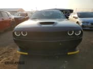 ✅ 2023 Dodge Challenger GT • VIN: 2C3CDZKG1PH670649 • Lot: 65275074. Wystawiony na Copart z przebiegiem 2 507 mil. Bezpłatny archiwum sprzedaży aukcyjnych z USA i szczegółowy raport historii pojazdu na DreamBid. Zdjęcie 5.