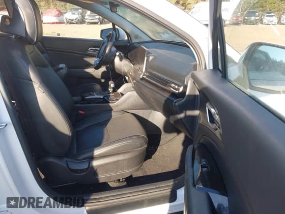 ✅ 2023 Kia Sportage EX • VIN: 5XYK33AF3PG059486 • Lot: 43346974. Wystawiony na IAAI z przebiegiem 57 432 mil. Bezpłatny archiwum sprzedaży aukcyjnych z USA i szczegółowy raport historii pojazdu na DreamBid. Zdjęcie 5.