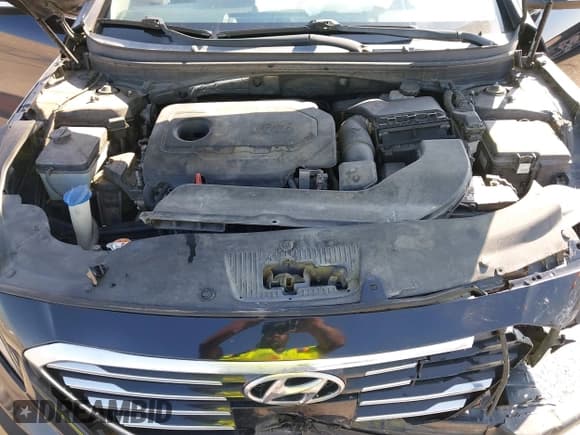 ✅ 2015 Hyundai Sonata Sport • VIN: 5NPE34AF4FH242812 • Лот: 43164436. Опубликован ранее на IAAI с пробегом 171 257 миль. Бесплатный доступ к архиву аукционных продаж из США и подробный отчёт об истории автомобиля на DreamBid. Изображение 10.