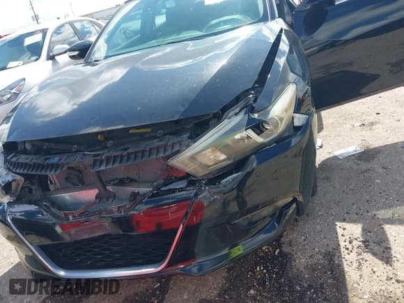 ✅ 2016 Nissan Maxima SR • VIN: 1N4AA6AP3GC428563 • Lot: 42607727. Listed on IAAI with 112,814 mi. Free auction sales archive from the USA and detailed vehicle history report at DreamBid. Image 6.