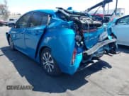 ✅ 2021 Toyota Prius LE • VIN: JTDKAMFP7M3169633 • Lot: 41986170. Wystawiony na IAAI z przebiegiem 55 925 mil. Bezpłatny archiwum sprzedaży aukcyjnych z USA i szczegółowy raport historii pojazdu na DreamBid. Zdjęcie 3.