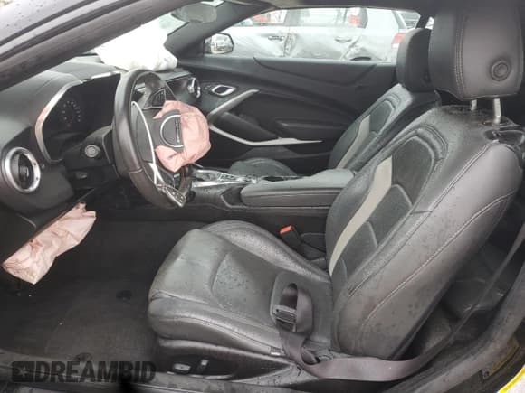 ✅ 2017 Chevrolet Camaro 1SS • VIN: 1G1FF3D7XH0200115 • Lot: 85641745. Listed on Copart with 61,179 mi. Free auction sales archive from the USA and detailed vehicle history report at DreamBid. Image 7.