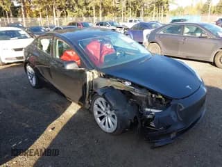 ✅ 2022 Tesla Model 3 Long Range • VIN: 5YJ3E1EBXNF132738 • Лот: 43654321. Опубликован ранее на IAAI с пробегом Не указан. Бесплатный доступ к архиву аукционных продаж из США и подробный отчёт об истории автомобиля на DreamBid. Изображение 1.