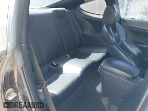 ✅ 2010 Hyundai Genesis Coupe Grand Touring • VIN: KMHHU6KH0AU013012 • Lot: 42587522. Listed on IAAI with 141,691 mi. Free auction sales archive from the USA and detailed vehicle history report at DreamBid. Image 8.