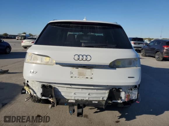 ✅ 2023 Audi Q7 Premium • VIN: WA1ACBF75PD013674 • Lot: 48860755. Listed on Copart with 30,886 mi. Free auction sales archive from the USA and detailed vehicle history report at DreamBid. Image 6.
