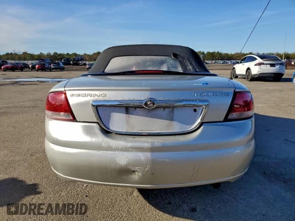 ✅ 2004 Chrysler Sebring LXi • VIN: 1C3EL55R74N321323 • Lot: 94373565. Wystawiony na Copart z przebiegiem 184 492 mil. Bezpłatny archiwum sprzedaży aukcyjnych z USA i szczegółowy raport historii pojazdu na DreamBid. Zdjęcie 6.
