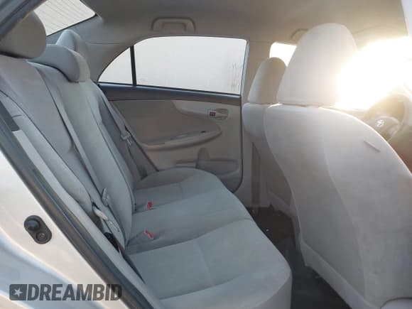 ✅ 2012 Toyota Corolla LE • VIN: 2T1BU4EE8CC883204 • Lot: 43534039. Listed on IAAI with 202,649 mi. Free auction sales archive from the USA and detailed vehicle history report at DreamBid. Image 8.