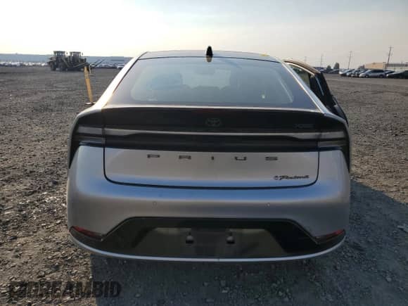 2024 Toyota Prius SE z VIN JTDACACU9R3015673, wystawiony jako Copart lot #81880685 z przebiegiem 37 948 mil mil oraz Szkoda całkowita • Salvage title. Historia ofert i sprzedaży dostępna na DreamBid. Obrazek 6.