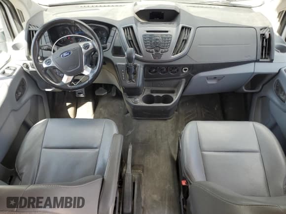 ✅ 2019 Ford Transit • VIN: 1FTYE1CM3KKB83796 • Lot: 54079855. Wystawiony na Copart z przebiegiem 76 721 mil. Bezpłatny archiwum sprzedaży aukcyjnych z USA i szczegółowy raport historii pojazdu na DreamBid. Zdjęcie 8.