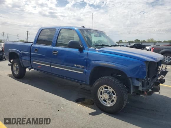 ✅ 2004 Chevrolet Silverado 2500HD Work Truck • VIN: 1GCHC23U84F163339 • Лот: 59679505. Опубликован ранее на Copart с пробегом 135 599 миль. Бесплатный доступ к архиву аукционных продаж из США и подробный отчёт об истории автомобиля на DreamBid. Изображение 4.