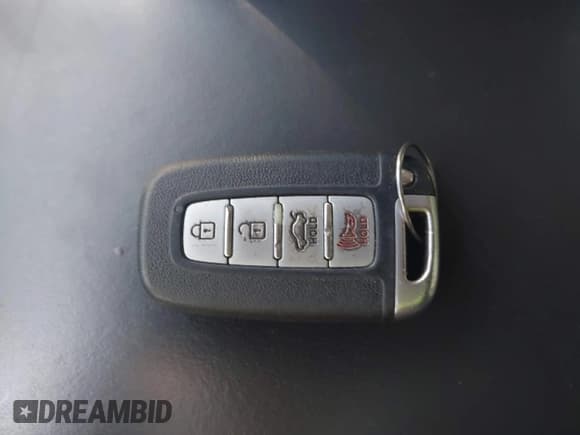 ✅ 2013 Hyundai Azera • VIN: KMHFH4JG9DA198966 • Лот: 42232410. Опубликован ранее на IAAI с пробегом 177 041 миль. Бесплатный доступ к архиву аукционных продаж из США и подробный отчёт об истории автомобиля на DreamBid. Изображение 11.