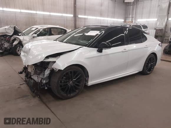2021 Toyota Camry XSE с VIN 4T1K61BK1MU043980, выставлен на аукционе IAAI как лот 42077213 с пробегом 58 260 миль миль и . История ставок и продаж доступна на DreamBid. Изображение 2.